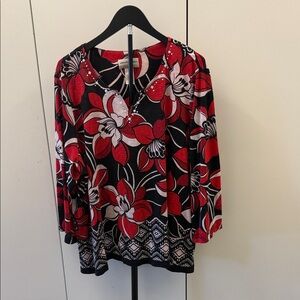 Alfred Dunner Red and Black Floral 3/4 Sleeve Top